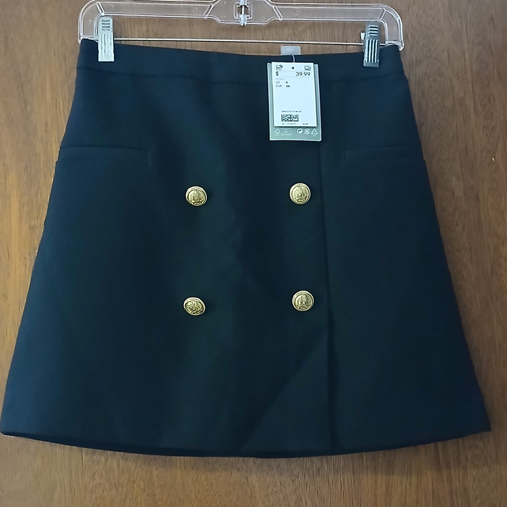 H&M Black Mini Skirt with Gold Buttons